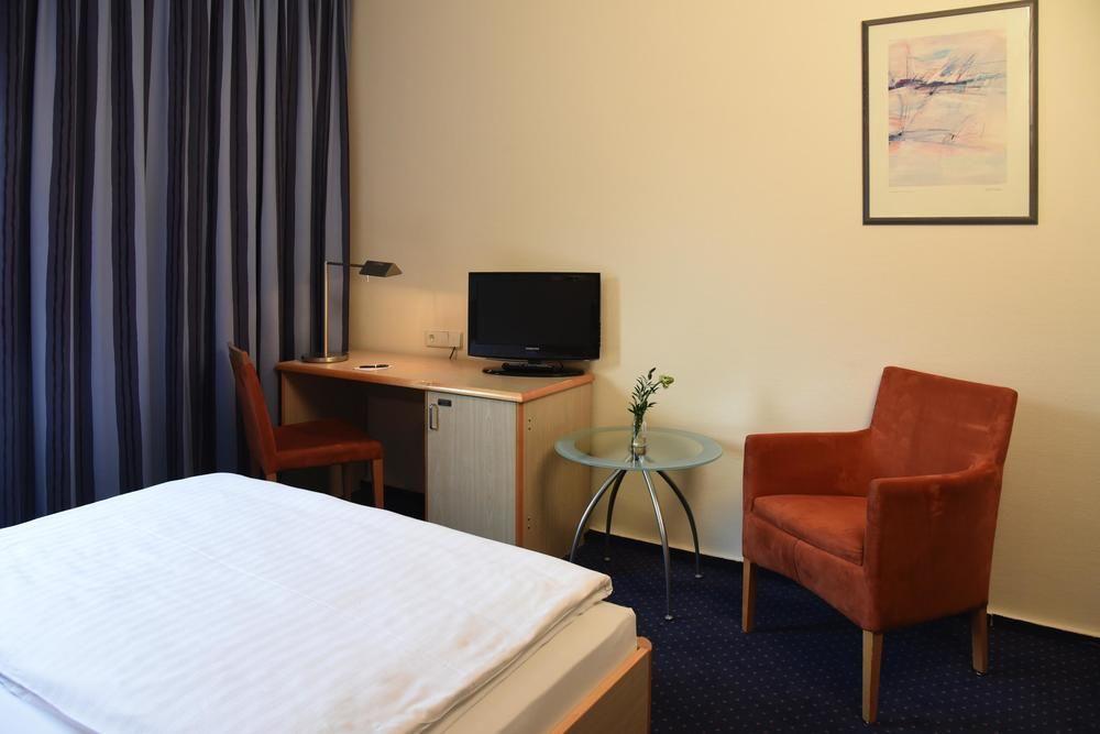 Hotel Intercityhotel 3*