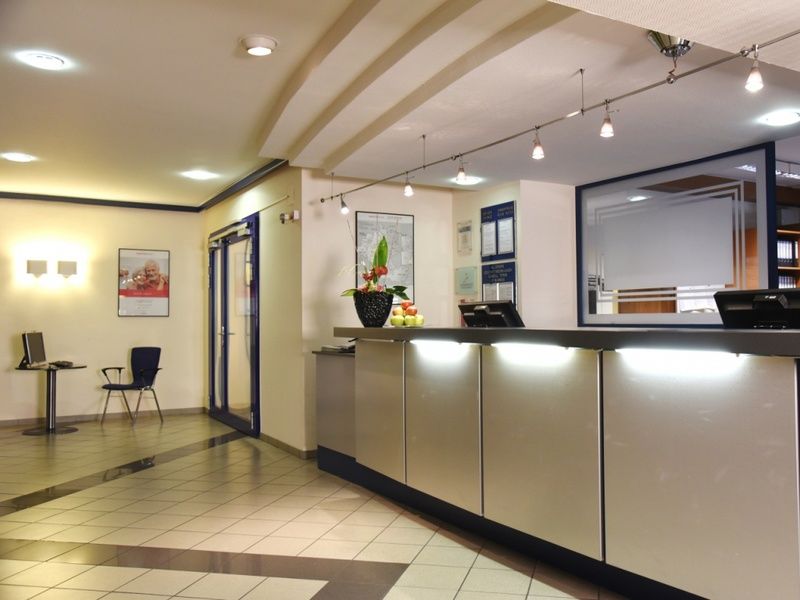 Intercityhotel 3*