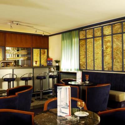 Hotel Intercityhotel 3*