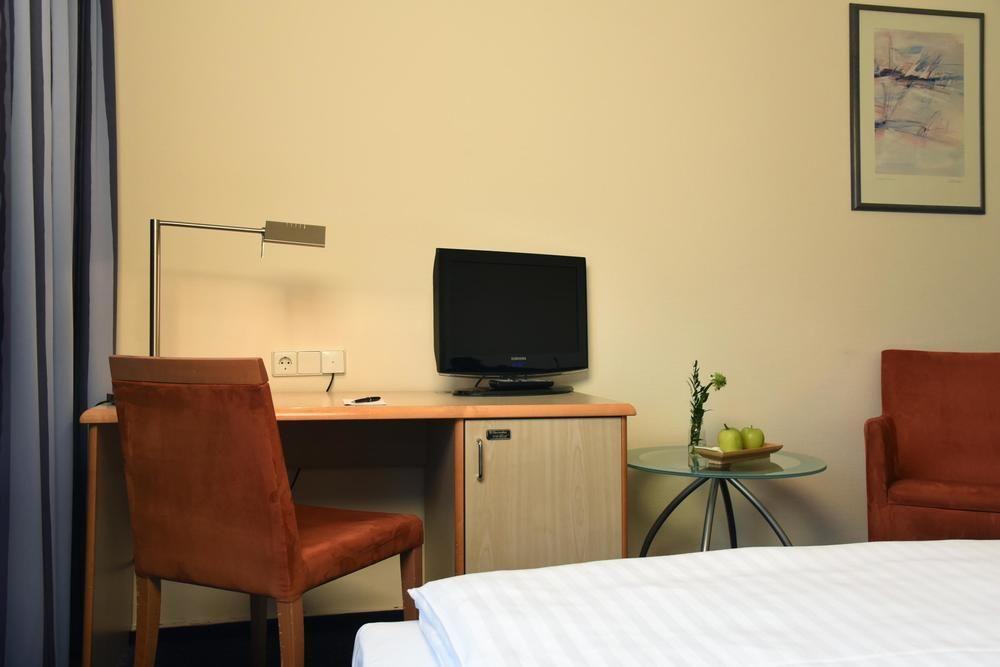 Hotel Intercityhotel 3*