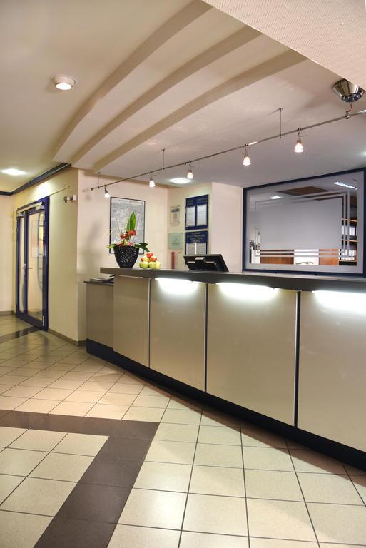Hotel Intercityhotel 3*