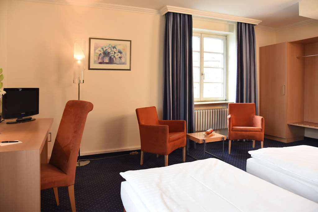 Hotel Intercityhotel 3*